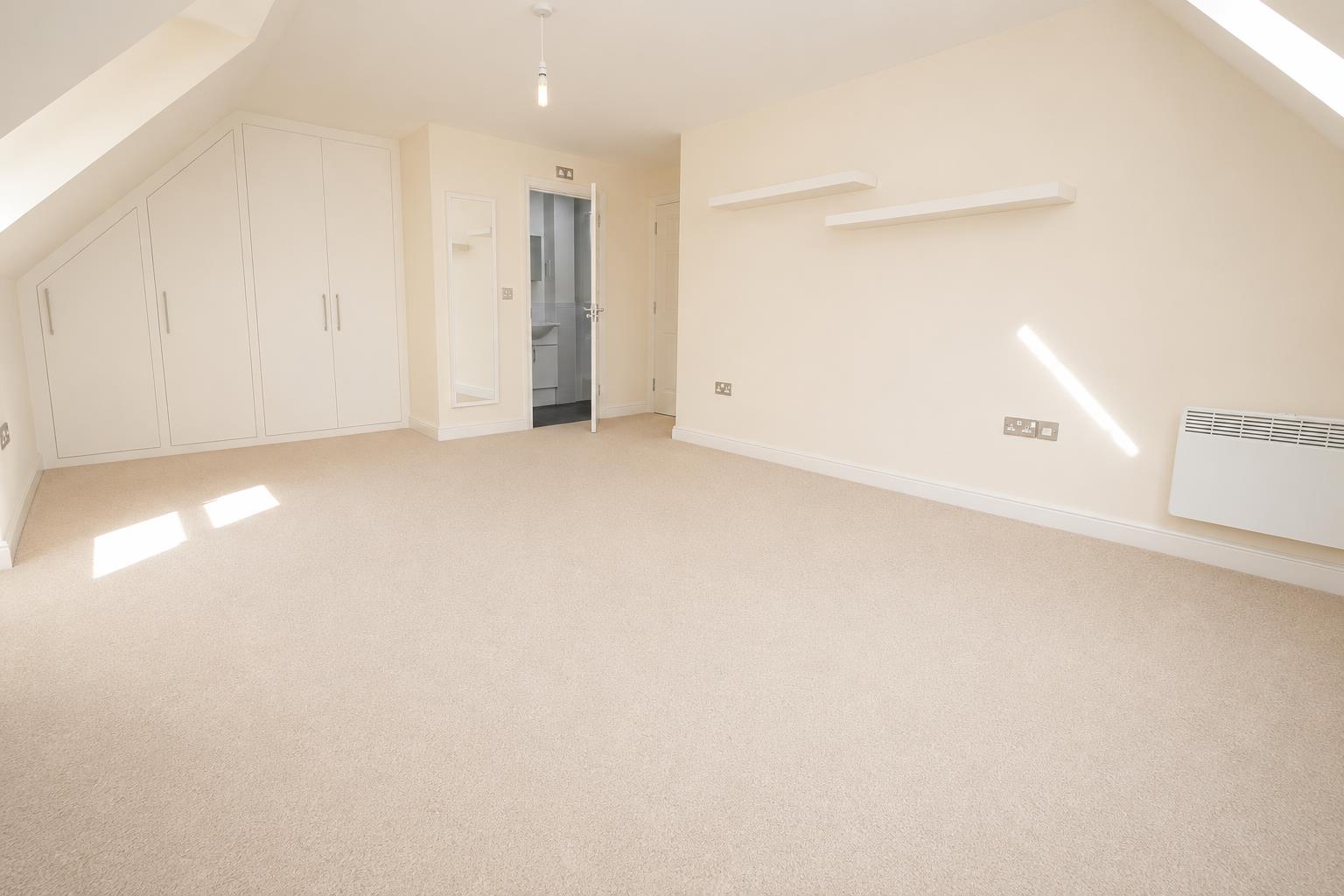 Pryor Close, Tilehurst, Tilehurst Reading